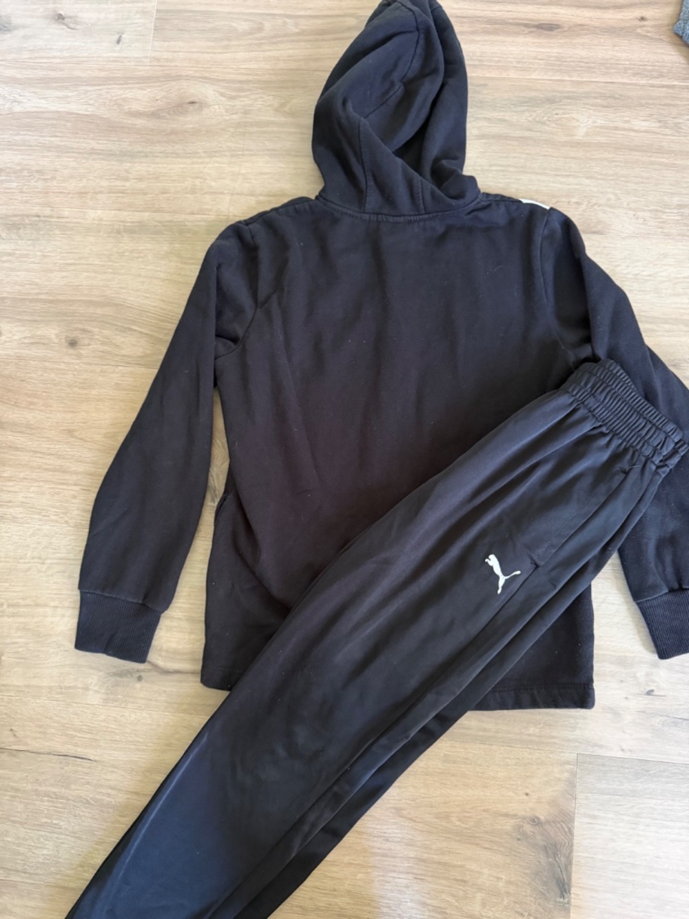 Puma boys coordinating set size 10/12 - Picture 5 of 8